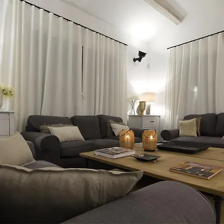 Casa Agustin *